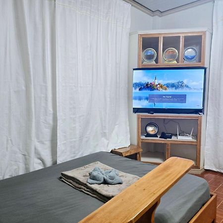 35 Amistad Guesthouse バギオ エクステリア 写真
