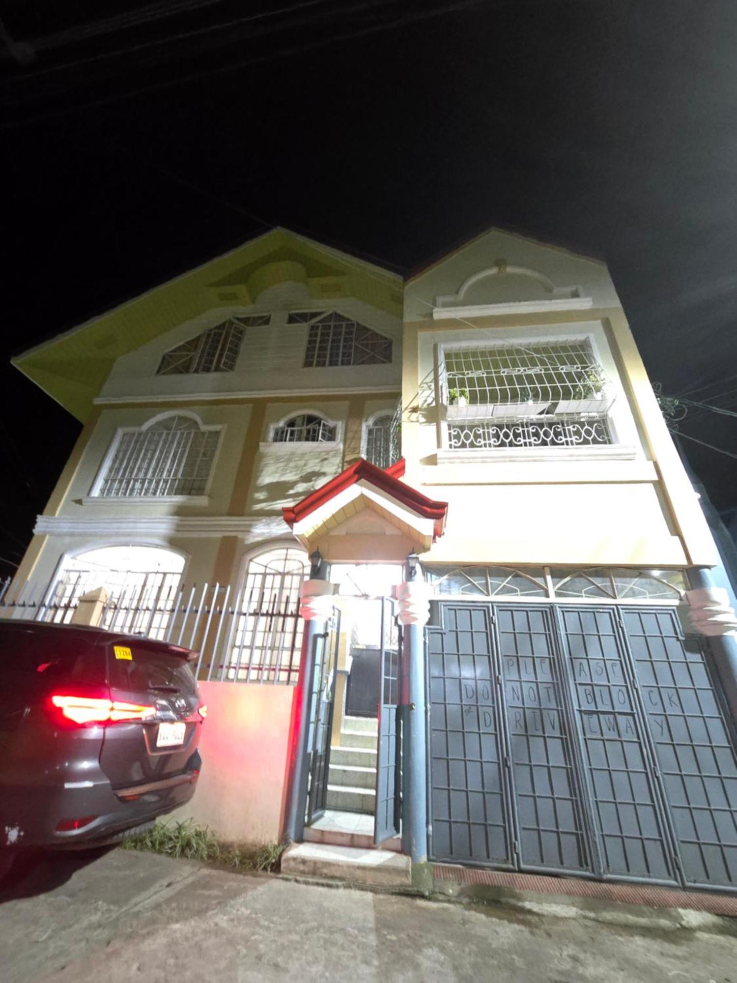 35 Amistad Guesthouse バギオ エクステリア 写真