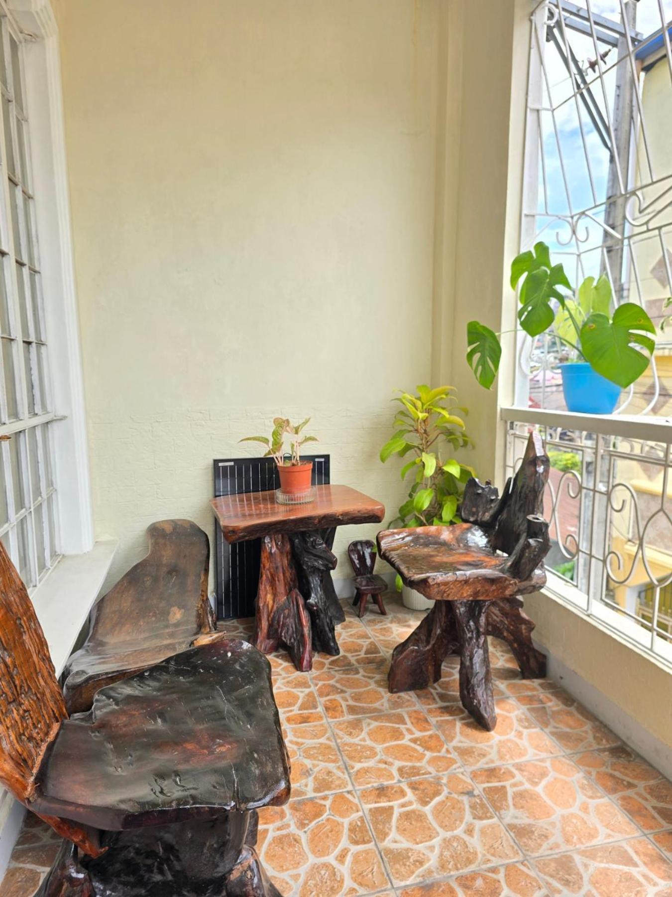 35 Amistad Guesthouse バギオ エクステリア 写真